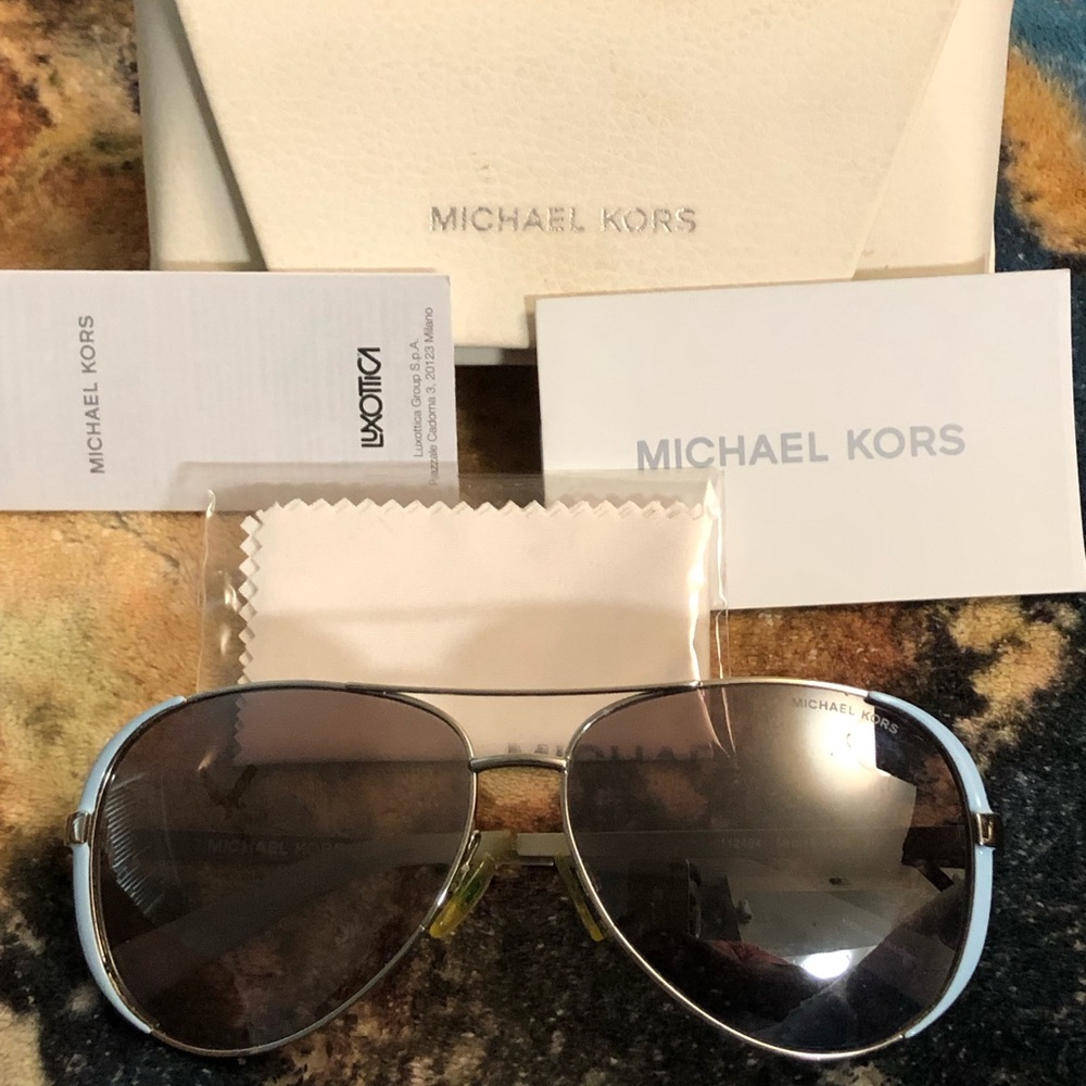 Michael Kors pilot